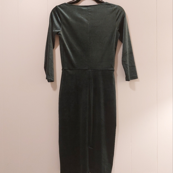 H&M Dark Green Velvet Dress, Size XS - Picture 4 of 5